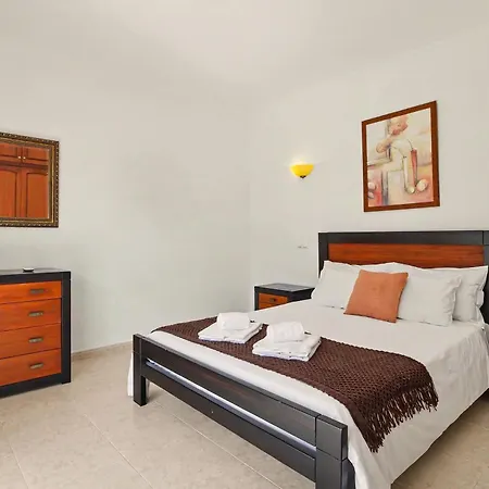 Cordyline Villa