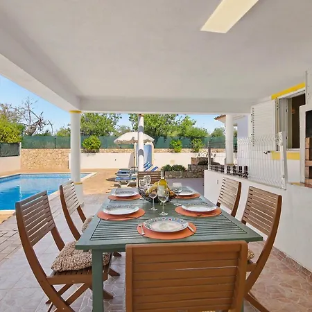 Cordyline Villa Guia (Faro)